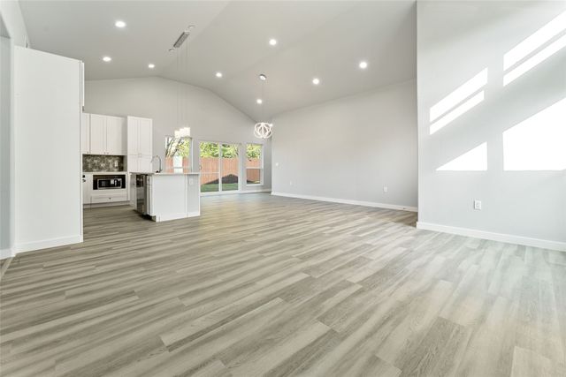 11915 Carson, Balch Springs, TX 75180