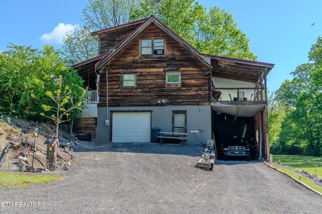 755 Rh Ellis Rd, Dandridge, TN 37725