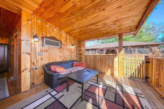 6 Medallion Road, Kiamesha Lake, NY 12751