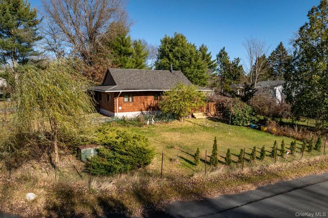 6 Medallion Road, Kiamesha Lake, NY 12751