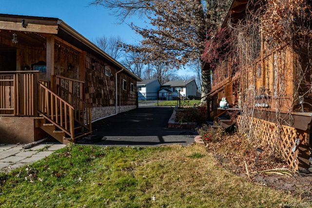 6 Medallion Road, Kiamesha Lake, NY 12751