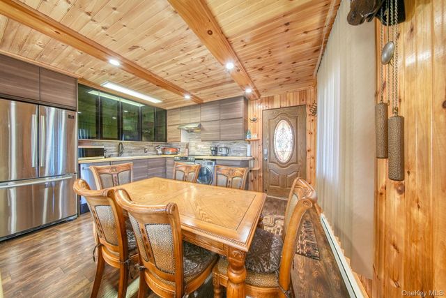 6 Medallion Road, Kiamesha Lake, NY 12751