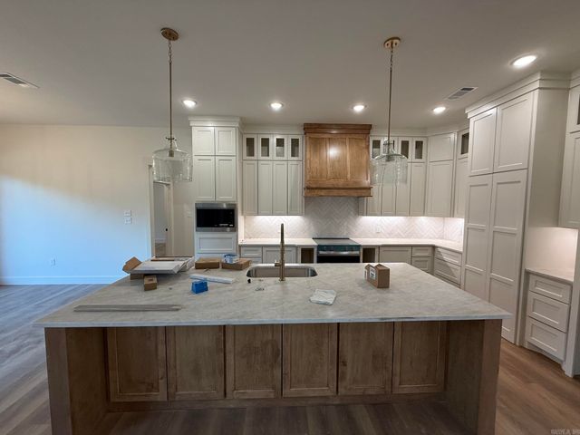1 Grey Wolf Cove, Greenbrier, AR 72058