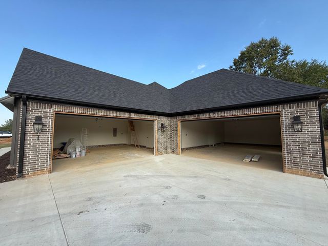 1 Grey Wolf Cove, Greenbrier, AR 72058