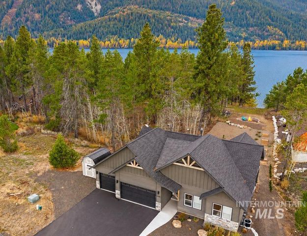 13151 Hawks Bay Rd, Donnelly, ID 83615 property photo