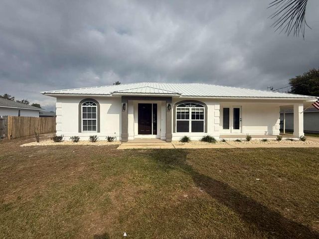 4360 Marilyn Court, Gulf Breeze, FL 32563