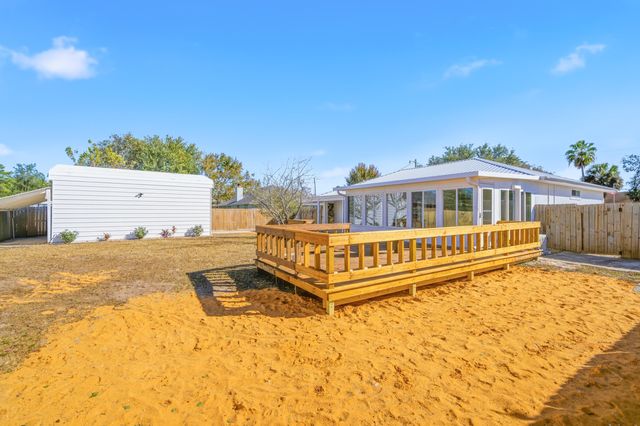 4360 Marilyn Court, Gulf Breeze, FL 32563