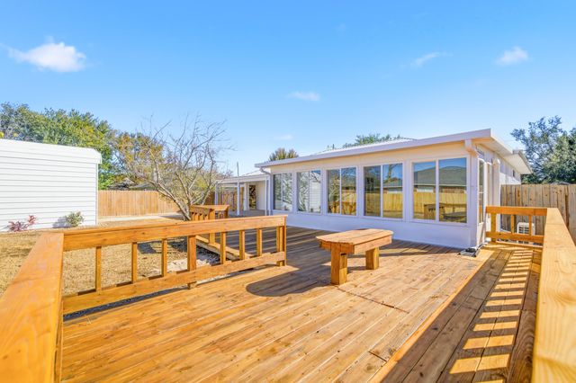 4360 Marilyn Court, Gulf Breeze, FL 32563