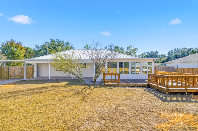 4360 Marilyn Court, Gulf Breeze, FL 32563