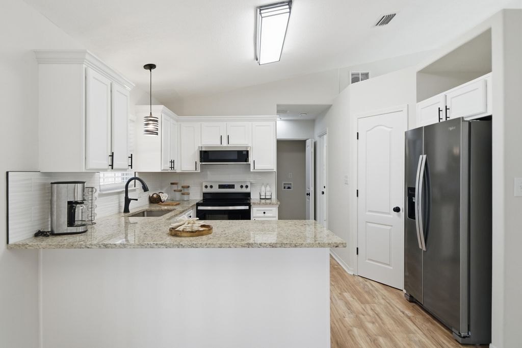 4360 Marilyn Court, Gulf Breeze, FL 32563