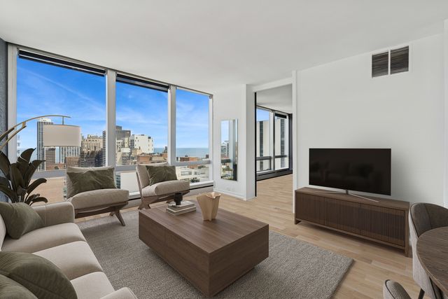 1300 N ASTOR Street 26C, Chicago, IL 60610