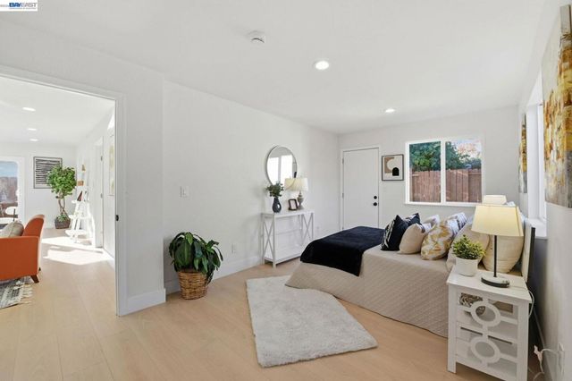 137 137 Tamarack Dr, Union City, CA 94587