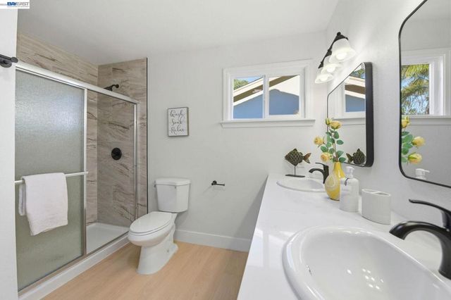 137 137 Tamarack Dr, Union City, CA 94587