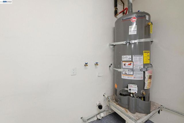 137 137 Tamarack Dr, Union City, CA 94587