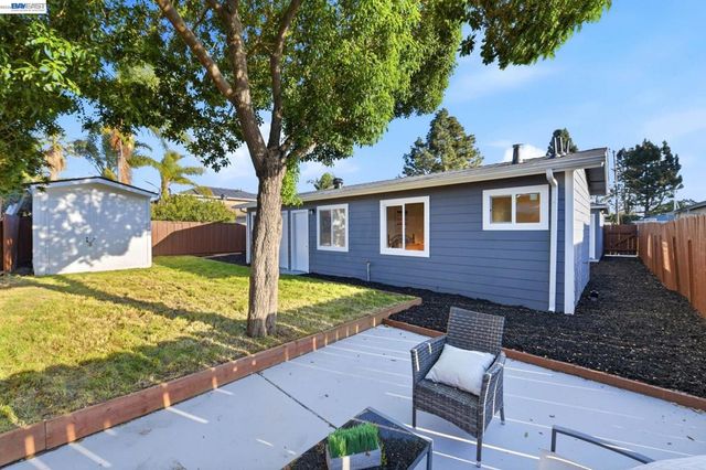 137 137 Tamarack Dr, Union City, CA 94587