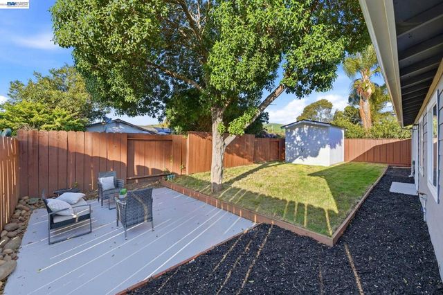 137 137 Tamarack Dr, Union City, CA 94587