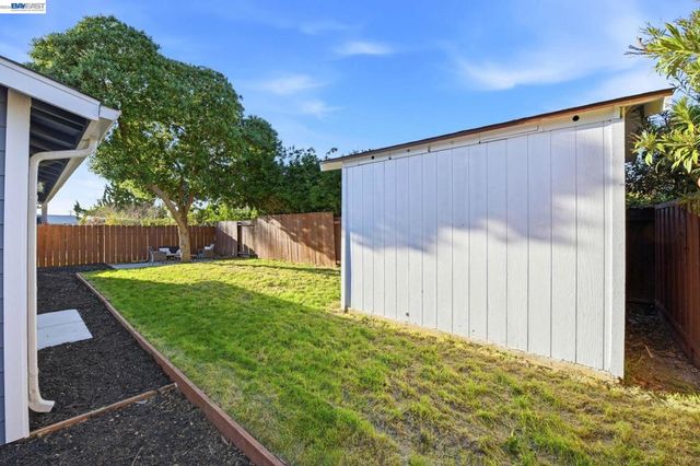 137 137 Tamarack Dr, Union City, CA 94587
