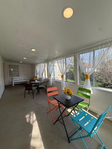 2190 W Euclid Ave, Stockton, CA 95204