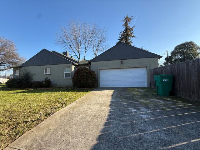 2190 W Euclid Ave, Stockton, CA 95204