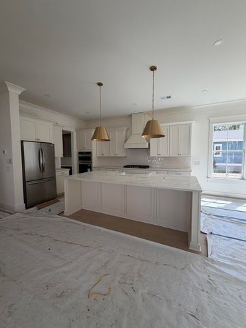 1083 Gadsdenville Rd, Awendaw, SC 29429