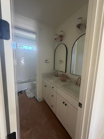 1083 Gadsdenville Rd, Awendaw, SC 29429