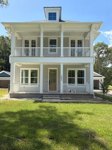1083 Gadsdenville Rd, Awendaw, SC 29429