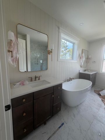 1083 Gadsdenville Rd, Awendaw, SC 29429
