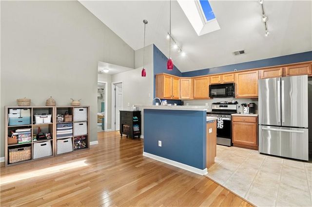 2550 Cottage View Way, Cumming, GA 30040