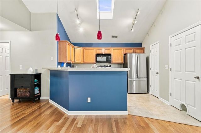 2550 Cottage View Way, Cumming, GA 30040