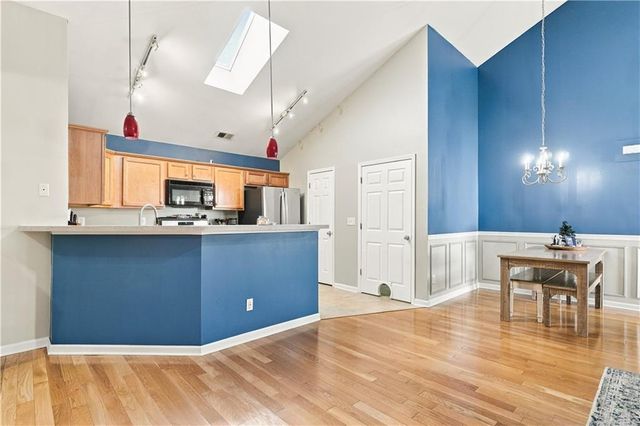 2550 Cottage View Way, Cumming, GA 30040