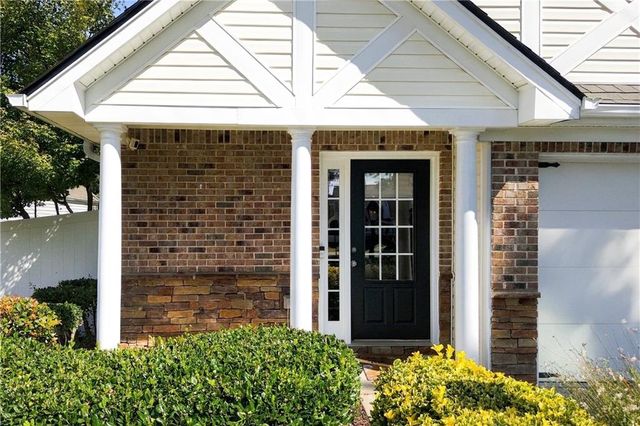 2550 Cottage View Way, Cumming, GA 30040