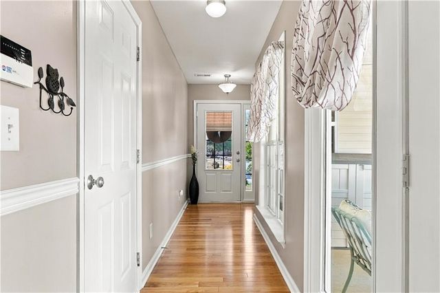 2550 Cottage View Way, Cumming, GA 30040