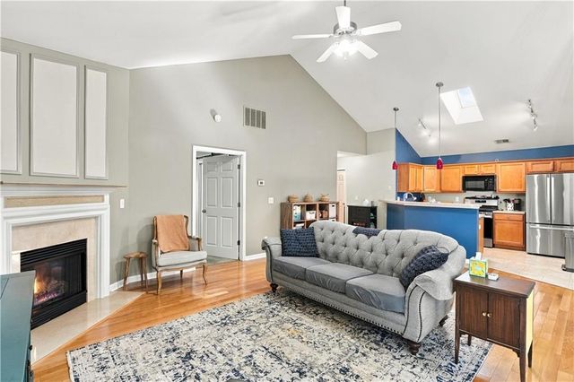 2550 Cottage View Way, Cumming, GA 30040