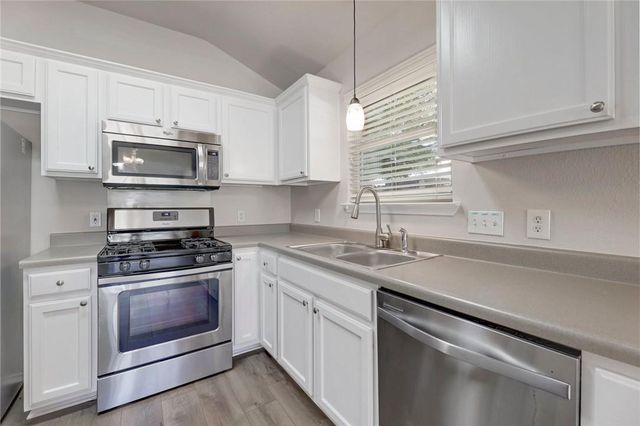 14400 Mowsbury DR, Austin, TX 78717