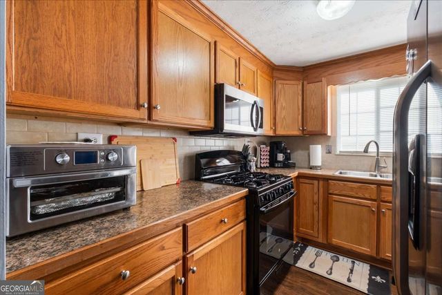 10455 Worthington Hills Manor, Roswell, GA 30076