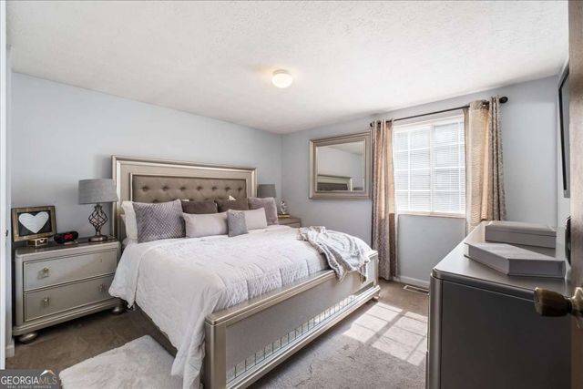 10455 Worthington Hills Manor, Roswell, GA 30076