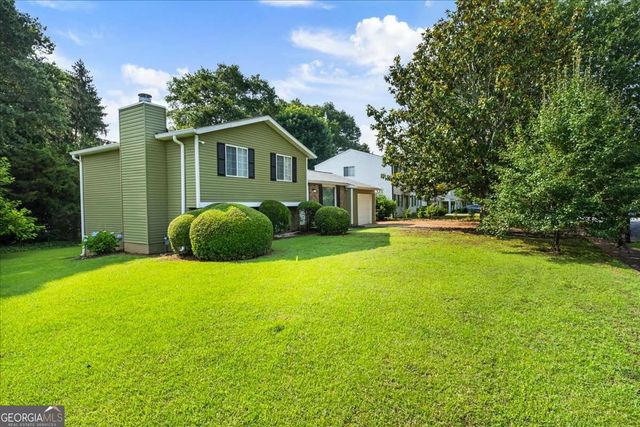 10455 Worthington Hills Manor, Roswell, GA 30076