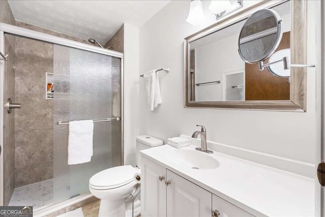 10455 Worthington Hills Manor, Roswell, GA 30076
