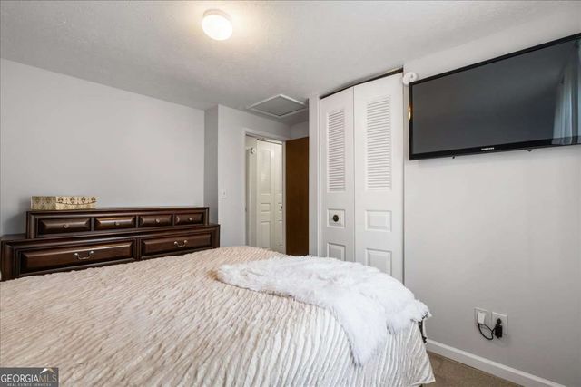 10455 Worthington Hills Manor, Roswell, GA 30076