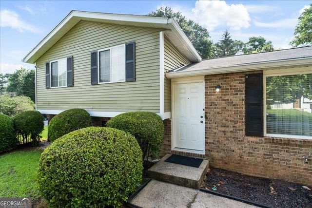 10455 Worthington Hills Manor, Roswell, GA 30076