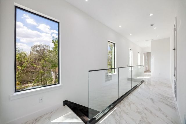 4710 Sharon Street, Houston, TX 77020