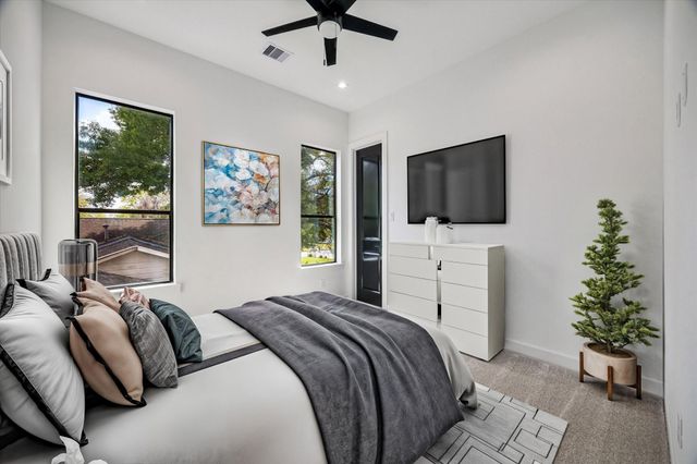 4710 Sharon Street, Houston, TX 77020