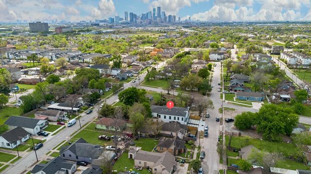 4710 Sharon Street, Houston, TX 77020