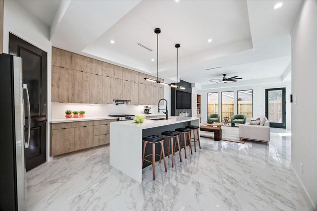 4710 Sharon Street, Houston, TX 77020