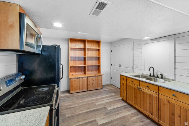 7057 W CIMMARRON DR, West Valley City, UT 84128