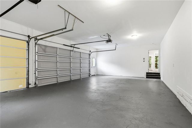 107 Blazing Ridge Way, Acworth, GA 30101