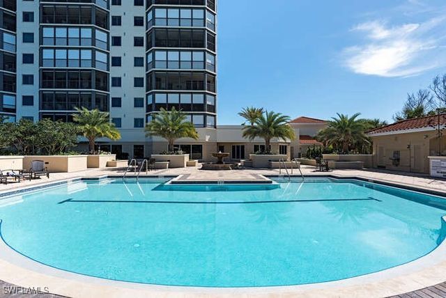7425 Pelican Bay BLVD 1406, Naples, FL 34108
