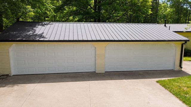 836 Poquonnock Drive, Hope, MI 48628