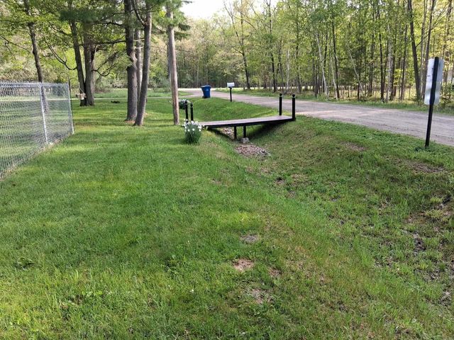 836 Poquonnock Drive, Hope, MI 48628