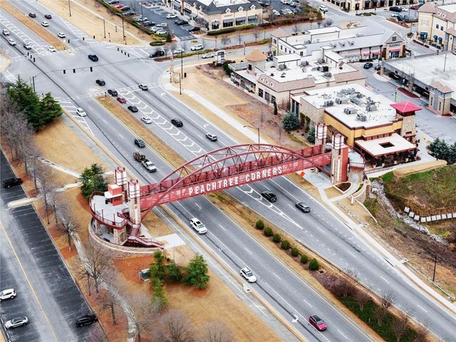 4048 Kingsley Park Lane, Peachtree Corners, GA 30096